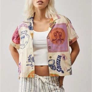 Urban Outfitters Multicolor Graphic Short Sleeve Top